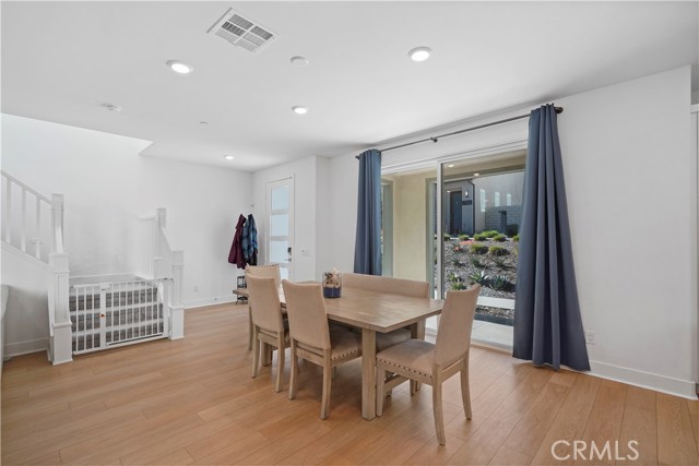 Detail Gallery Image 10 of 28 For 27321 Great Divide Lane, Valencia,  CA 91381 - 4 Beds | 2 Baths