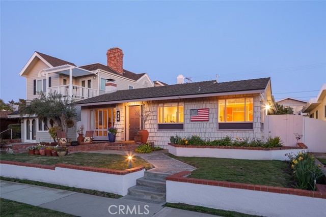 310 Marigold Avenue, Corona Del Mar (newport Beach), CA, 92625 310 Marigold Avenue, Corona Del Mar (newport Beach), CA, 92625