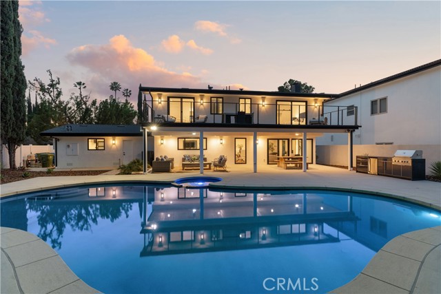 Detail Gallery Image 1 of 57 For 5630 Blanco Ave, Woodland Hills,  CA 91367 - 4 Beds | 4/1 Baths