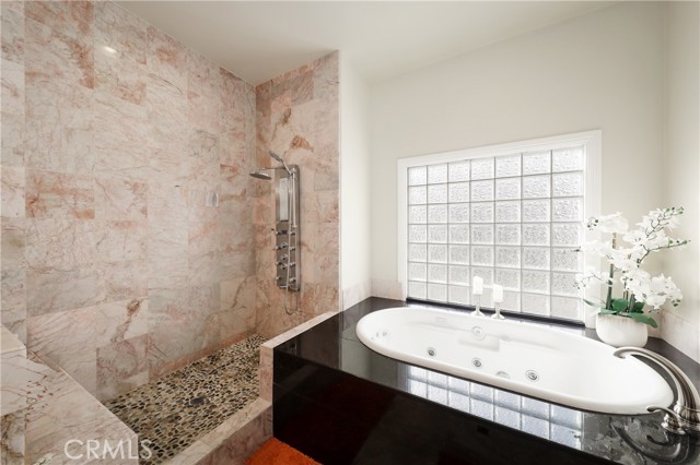 Detail Gallery Image 16 of 56 For 9446 Kern River, Bakersfield,  CA 93308 - 4 Beds | 4/1 Baths