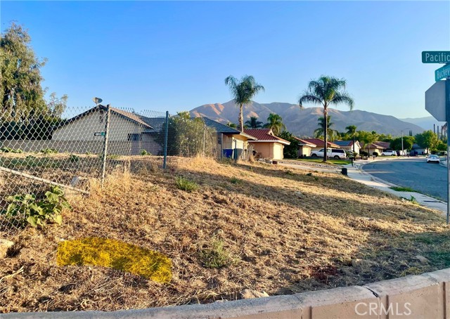 1604 Buckeye Street, Highland CA: https://media.crmls.org/medias/0ea2aa15-ef78-4302-9c1a-27c0c506f64f.jpg