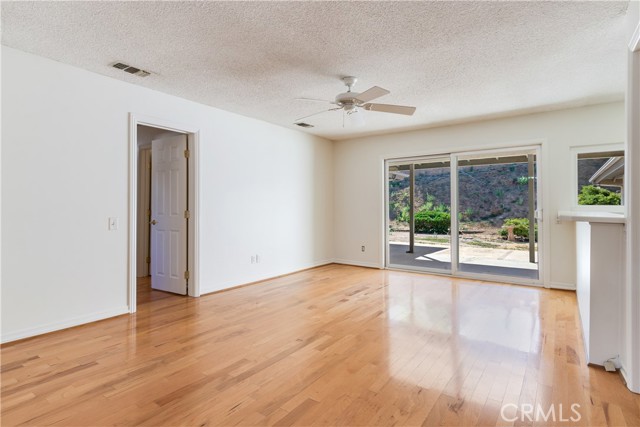 Detail Gallery Image 10 of 40 For 1517 Pamela Crest, Redlands,  CA 92373 - 4 Beds | 3 Baths