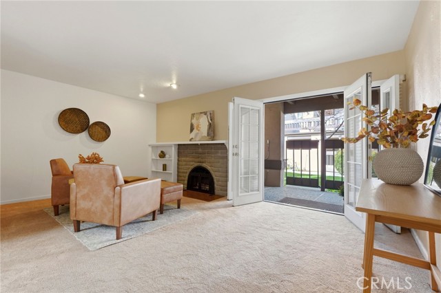 Detail Gallery Image 6 of 27 For 1142 N Gem St, Tulare,  CA 93274 - 2 Beds | 1 Baths