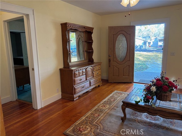 Detail Gallery Image 5 of 41 For 2027 Palm Ave, Chico,  CA 95926 - 3 Beds | 2 Baths