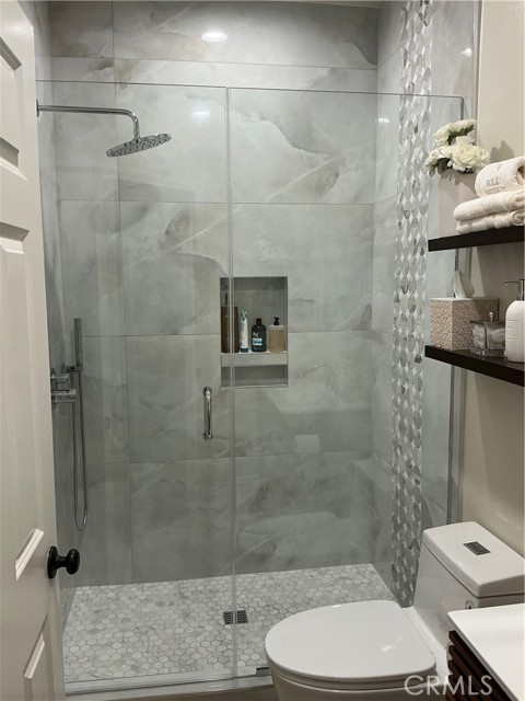 Detail Gallery Image 33 of 44 For 508 Bannister Way #B,  Simi Valley,  CA 93065 - 3 Beds | 2/1 Baths