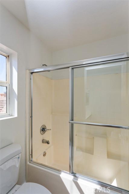 Detail Gallery Image 25 of 38 For 12596 Glen Canyon, Victorville,  CA 92395 - 5 Beds | 3 Baths