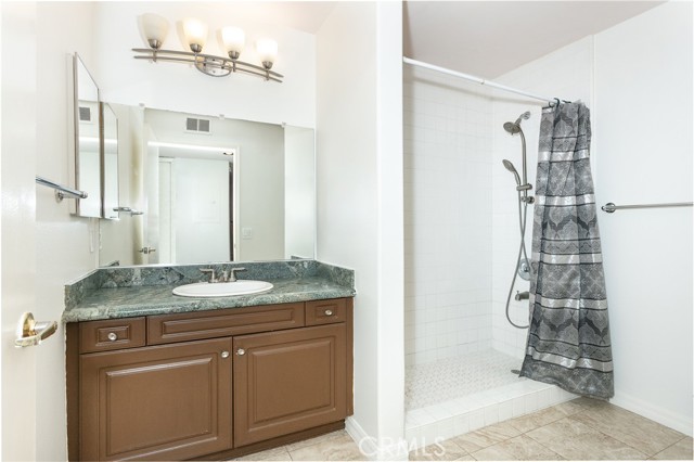 Detail Gallery Image 21 of 24 For 17735 Kinzie St #112,  Northridge,  CA 91325 - 2 Beds | 2 Baths