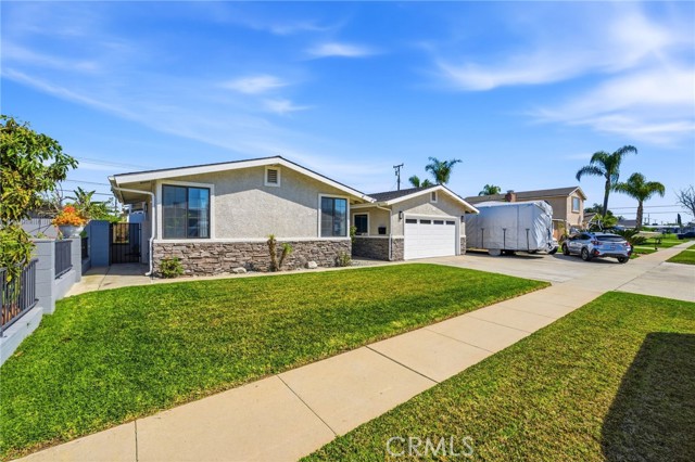 Detail Gallery Image 3 of 40 For 8142 San Mateo, Buena Park,  CA 90620 - 3 Beds | 2 Baths