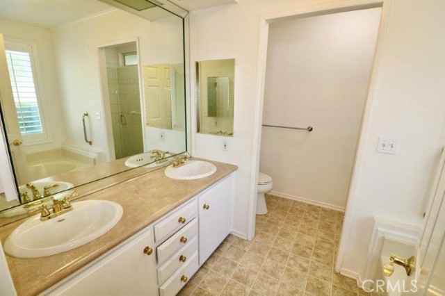 property-img
