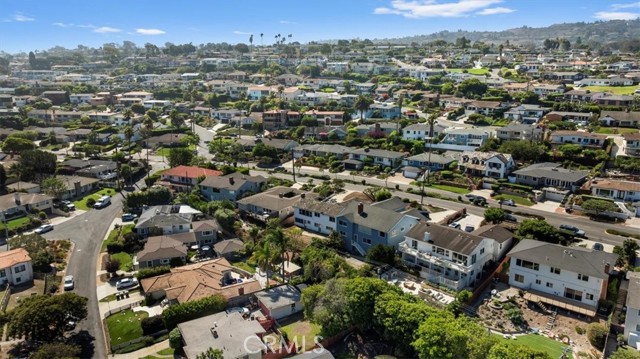 445 Calle Mayor, Redondo Beach, California 90277, 3 Bedrooms Bedrooms, ,2 BathroomsBathrooms,Residential,For Sale,Calle Mayor,SB25203937