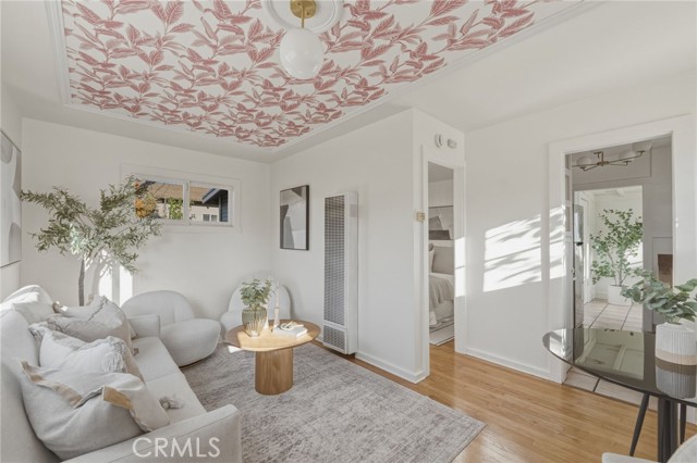 Image 23 of 50 For 3327 Hollydale Dr.