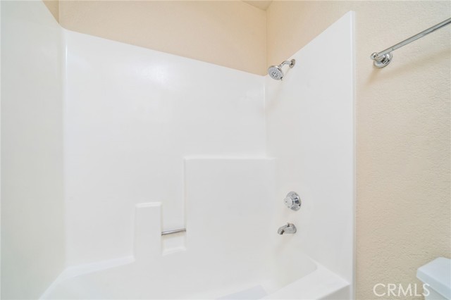1460 Kendall Drive, San Bernardino CA: https://media.crmls.org/medias/0ea9bc88-dafb-4f89-92ae-16d7d47c6d83.jpg