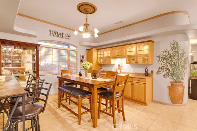 4575 Kreuer Road, Phelan CA: https://media.crmls.org/medias/0ea9ce0d-c469-465a-b419-06deb515ec7d.jpg