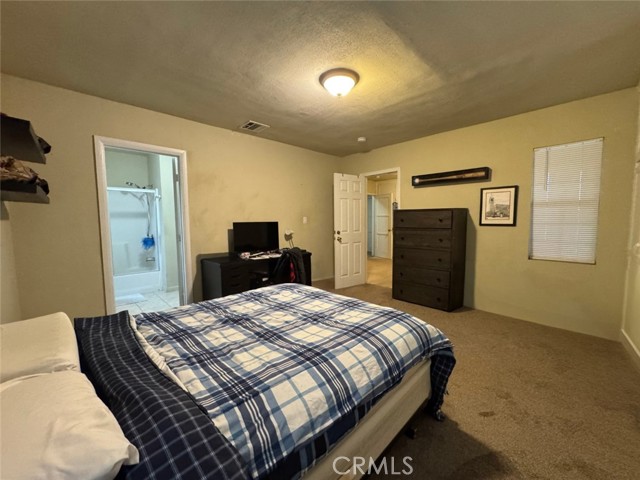 11050 Keswick Street, Sun Valley (los Angeles), California 91352, 2 Bedrooms Bedrooms, ,1 BathroomBathrooms,Residential Lease,For Rent,11050 Keswick Street,CRBB25154206
