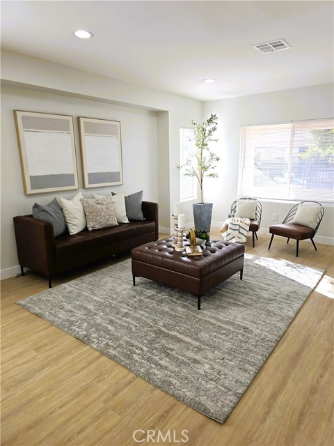 Detail Gallery Image 1 of 23 For 7040 3rd Ave, Los Angeles,  CA 90043 - – Beds | – Baths