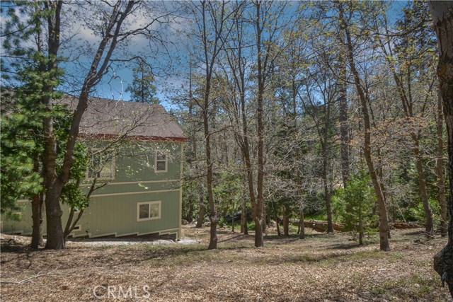 949 Inspiration Drive, Lake Arrowhead CA: https://media.crmls.org/medias/0eaabd6c-a85f-4446-b9ab-c5f290546792.jpg