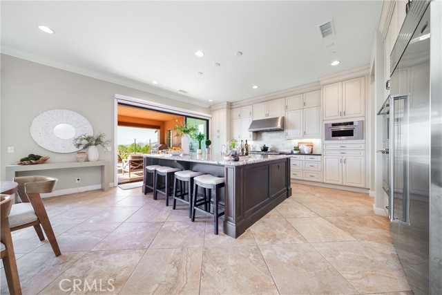 Detail Gallery Image 7 of 44 For 17 Calliope, Lake Forest,  CA 92630 - 5 Beds | 5/1 Baths