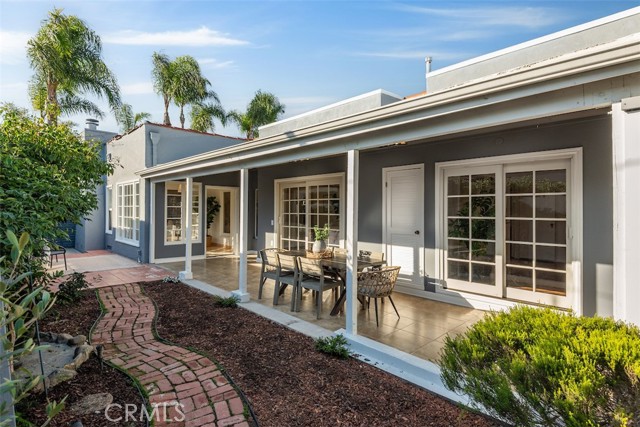 Detail Gallery Image 29 of 41 For 266 Park Ave, Long Beach,  CA 90803 - 4 Beds | 2 Baths