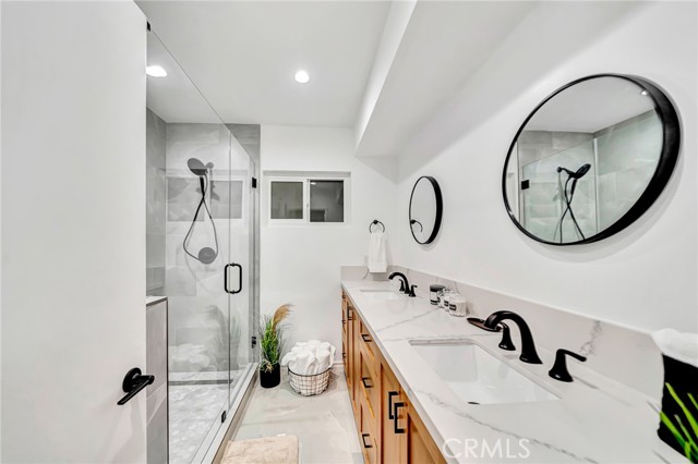 Detail Gallery Image 69 of 75 For 16127 Hartsook St, Encino,  CA 91436 - 4 Beds | 2/1 Baths