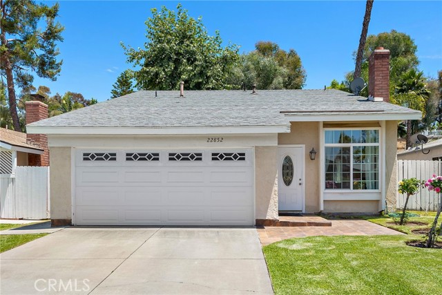 Detail Gallery Image 2 of 38 For 22852 via Octavo, Mission Viejo,  CA 92691 - 4 Beds | 2 Baths