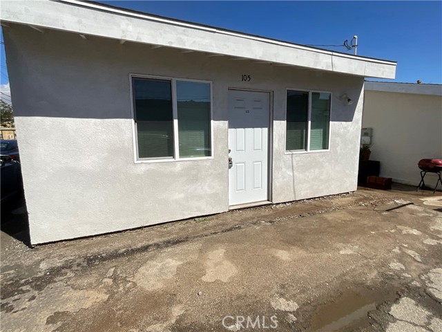 Detail Gallery Image 13 of 13 For 17371 Queens Ln #105,  Huntington Beach,  CA 92647 - 3 Beds | 2 Baths
