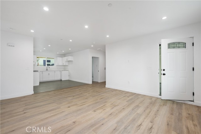 Detail Gallery Image 4 of 37 For 759 E 25th, Los Angeles,  CA 90011 - – Beds | – Baths