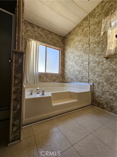 23820 Ironwood Avenue, Moreno Valley CA: https://media.crmls.org/medias/0eaf123d-47bc-42cb-8899-ed6926e9c1a4.jpg