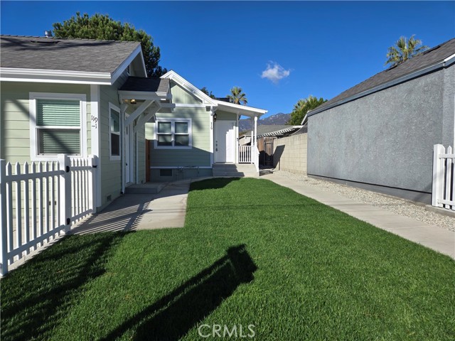 Detail Gallery Image 2 of 25 For 119 Norumbega Dr, Monrovia,  CA 91016 - 3 Beds | 2 Baths