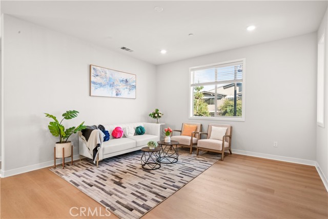 Detail Gallery Image 10 of 34 For 602 Catalonia, Lake Forest,  CA 92630 - 4 Beds | 4 Baths