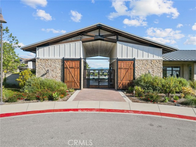 Detail Gallery Image 50 of 56 For 18797 Big Cedar Dr, Canyon Country,  CA 91387 - 5 Beds | 3 Baths
