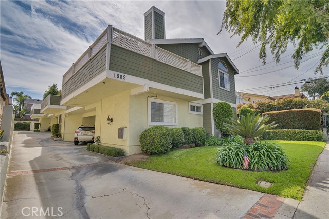 1802 Grant Avenue, Redondo Beach, California 90278, 3 Bedrooms Bedrooms, ,2 BathroomsBathrooms,Residential,Sold,Grant,SB21239095