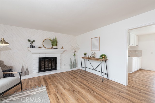 Detail Gallery Image 7 of 26 For 15821 Willett Ln, Huntington Beach,  CA 92647 - 3 Beds | 2 Baths