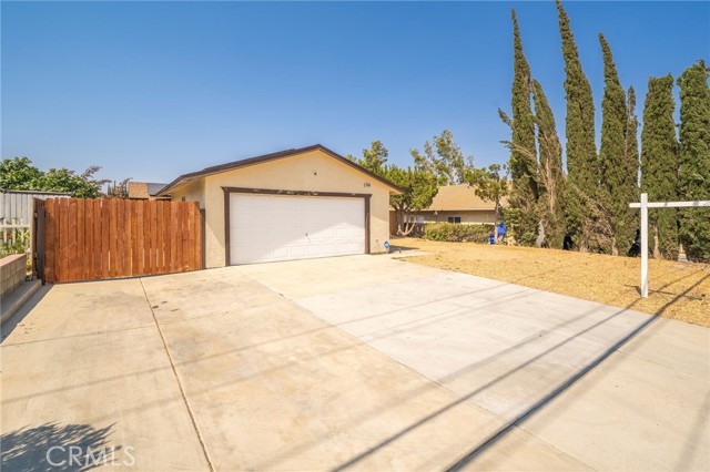 Detail Gallery Image 5 of 49 For 15486 Yates Rd, Victorville,  CA 92395 - 3 Beds | 2 Baths