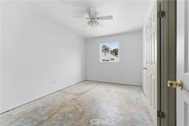 Detail Gallery Image 12 of 18 For 914 Acacia Ct, Tehachapi,  CA 93561 - 3 Beds | 1 Baths