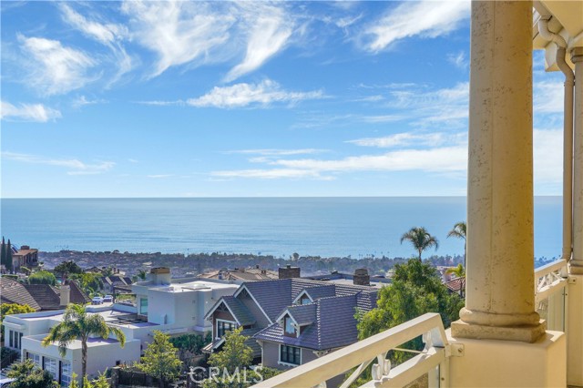 Detail Gallery Image 3 of 70 For 66 Marbella, San Clemente,  CA 92673 - 5 Beds | 4/1 Baths