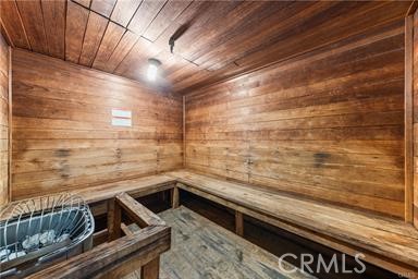 https://media.crmls.org/medias/0eb43945-1fd9-45d5-ad85-08ff39a775dc.jpg?preset=X-Large