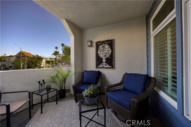Detail Gallery Image 10 of 39 For 4713 E 4th, Long Beach,  CA 90814 - 2 Beds | 2 Baths