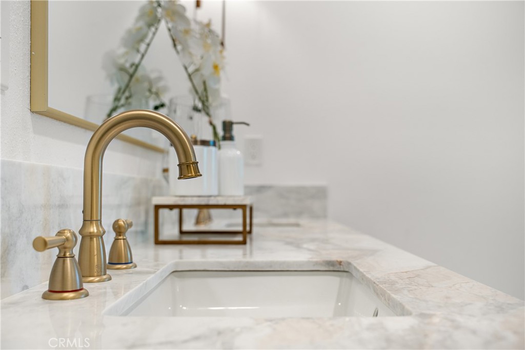 MLS #DW25181566 img 48