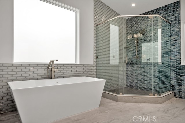 509 Marine Avenue, Manhattan Beach, California 90266, 6 Bedrooms Bedrooms, ,2 BathroomsBathrooms,Residential,Sold,Marine,SB21082532