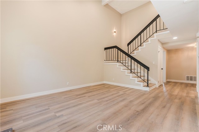 Detail Gallery Image 16 of 33 For 19531 Turtle Ridge Ln, Porter Ranch,  CA 91326 - 2 Beds | 3 Baths