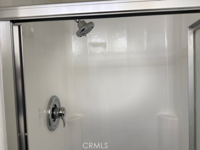https://media.crmls.org/medias/0eb5e17e-37e8-491a-82d1-c22cda160cbd.jpg?preset=X-Large