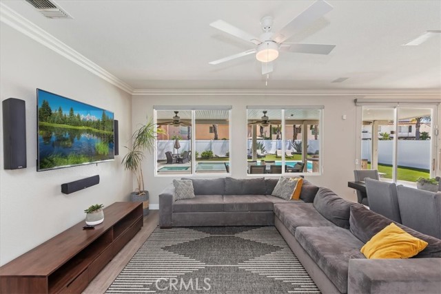 Detail Gallery Image 19 of 55 For 26273 Palm Tree Ln, Murrieta,  CA 92563 - 5 Beds | 3/1 Baths