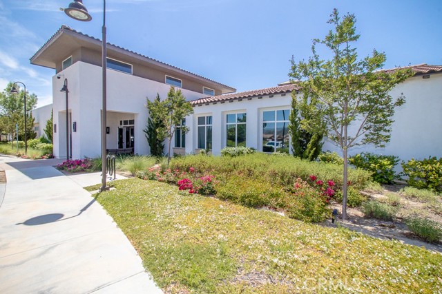 464 Whitney Peak, Beaumont CA: https://media.crmls.org/medias/0eb6f37d-a84e-452d-be99-3298a0e7eee5.jpg