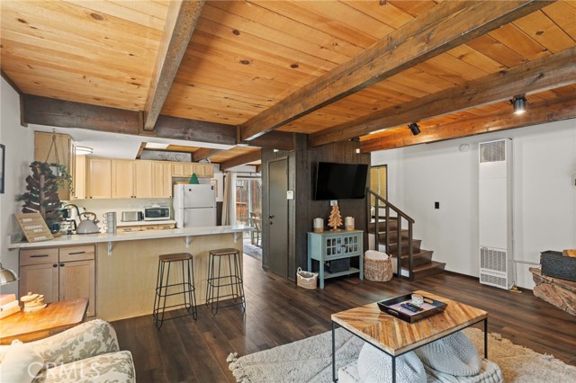 Detail Gallery Image 7 of 24 For 2060 7th Ln, Big Bear City,  CA 92314 - 2 Beds | 1/1 Baths