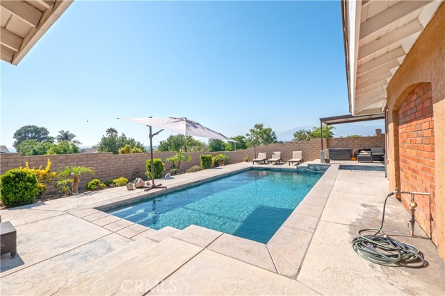 Detail Gallery Image 52 of 71 For 3985 Oakridge Cir, Norco,  CA 92860 - 5 Beds | 3 Baths