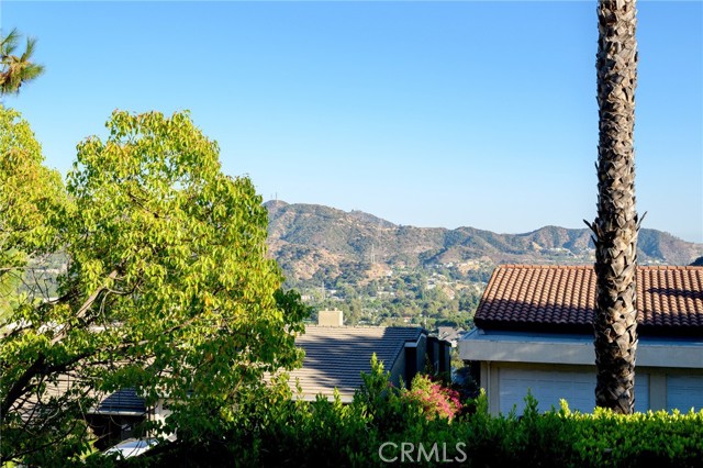 Detail Gallery Image 28 of 50 For 3331 Oakmont View Dr, Glendale,  CA 91208 - 5 Beds | 4/1 Baths