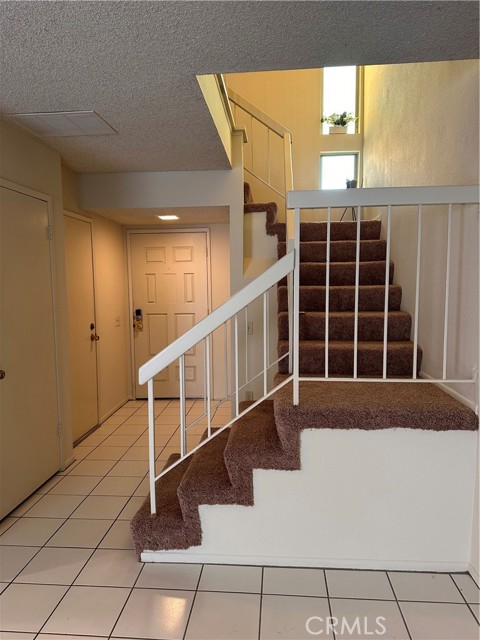 Detail Gallery Image 3 of 25 For 4832 King Cir #D,  Huntington Beach,  CA 92648 - 2 Beds | 2/1 Baths