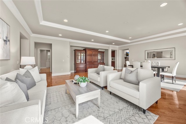 9 Corte Sevilla, San Clemente CA: https://media.crmls.org/medias/0ebb0036-d10e-441a-9b3d-0cc452824ecc.jpg