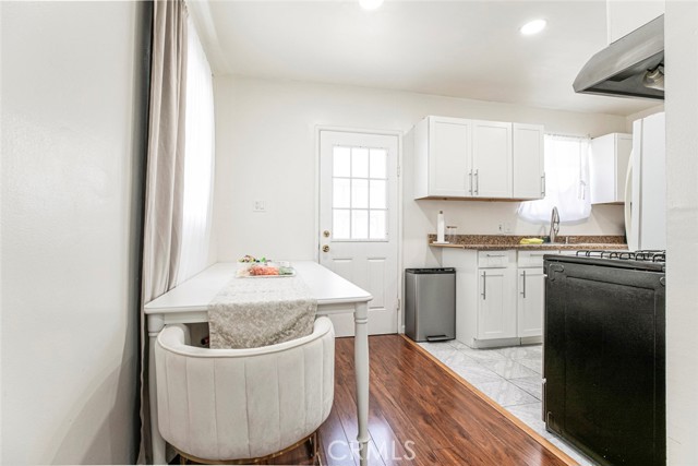 343 Concord Street, Glendale CA: https://media.crmls.org/medias/0ebbcf60-314e-40dd-aba0-b6483cebbed9.jpg