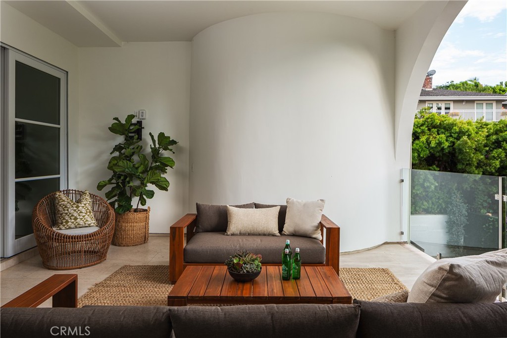 MLS #OC25163593 img 9